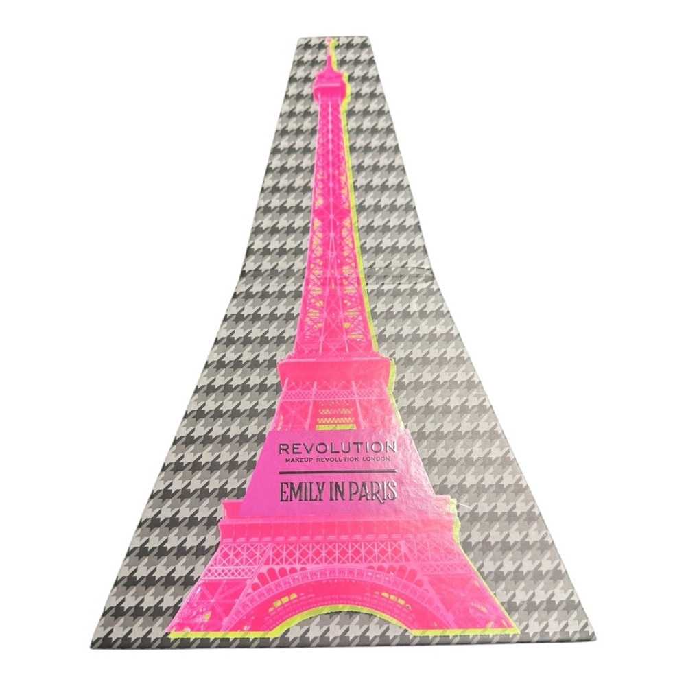 Makeup Revolution Pink Eiffel Tower Eyeshadow Set
